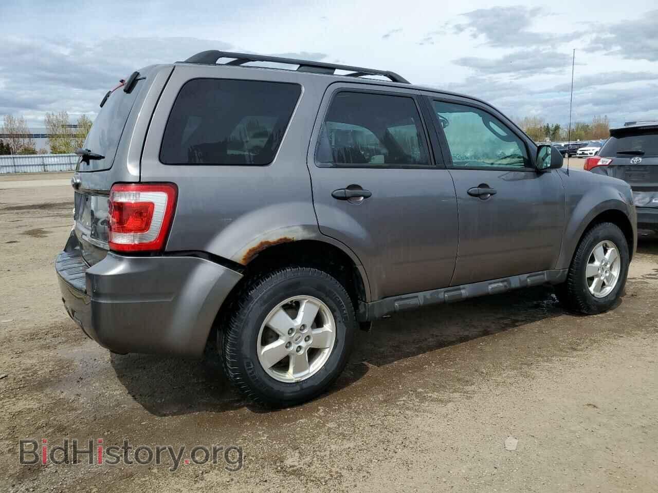 2011 FORD ESCAPE - VIN: 1FMCU0D73BKA17421 - Фото 3