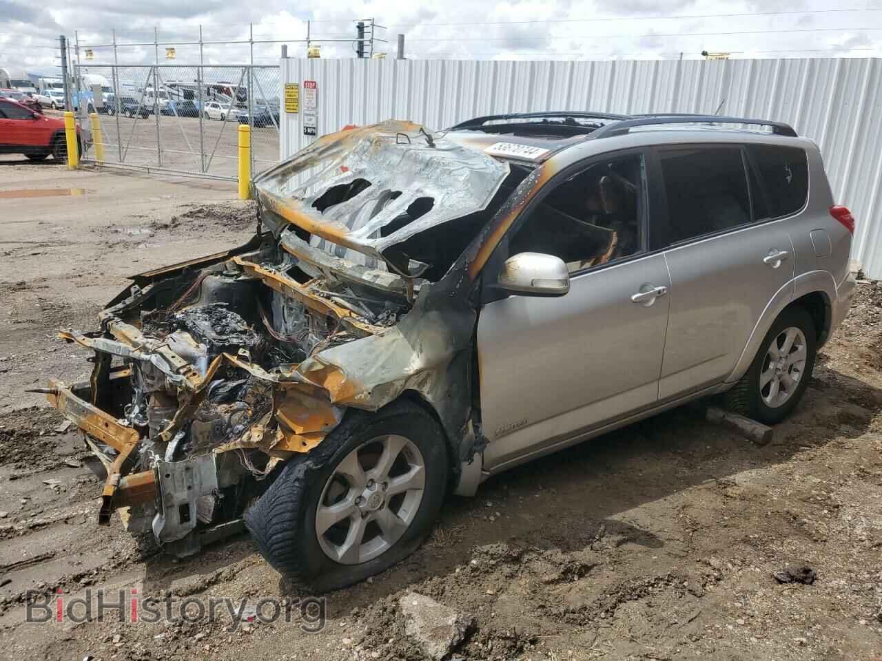 Photo 2T3DF4DV8BW144830 - TOYOTA RAV4 2011