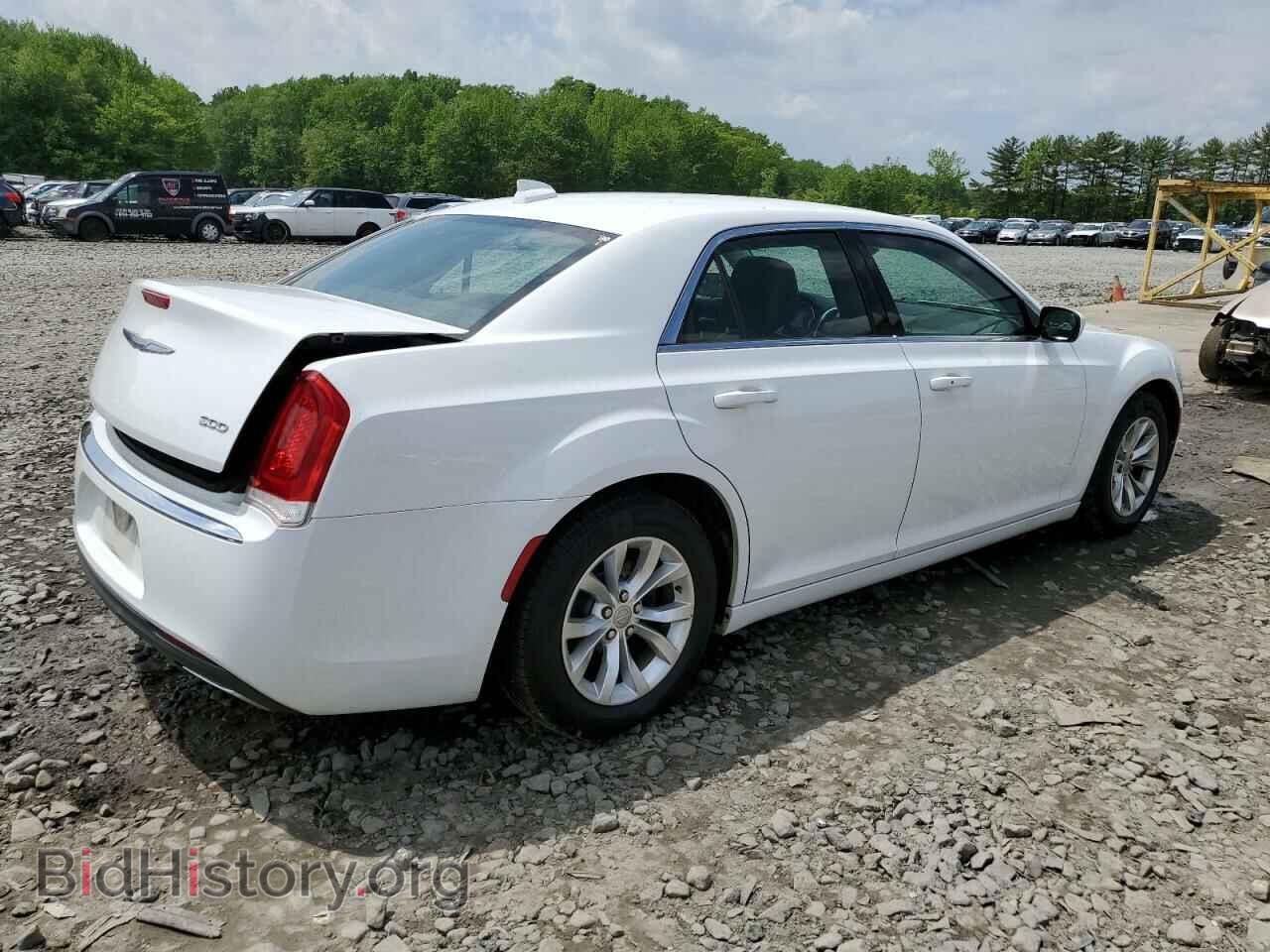 2015 CHRYSLER 300 - VIN: 2C3CCAAG3FH921451 - Фото 3