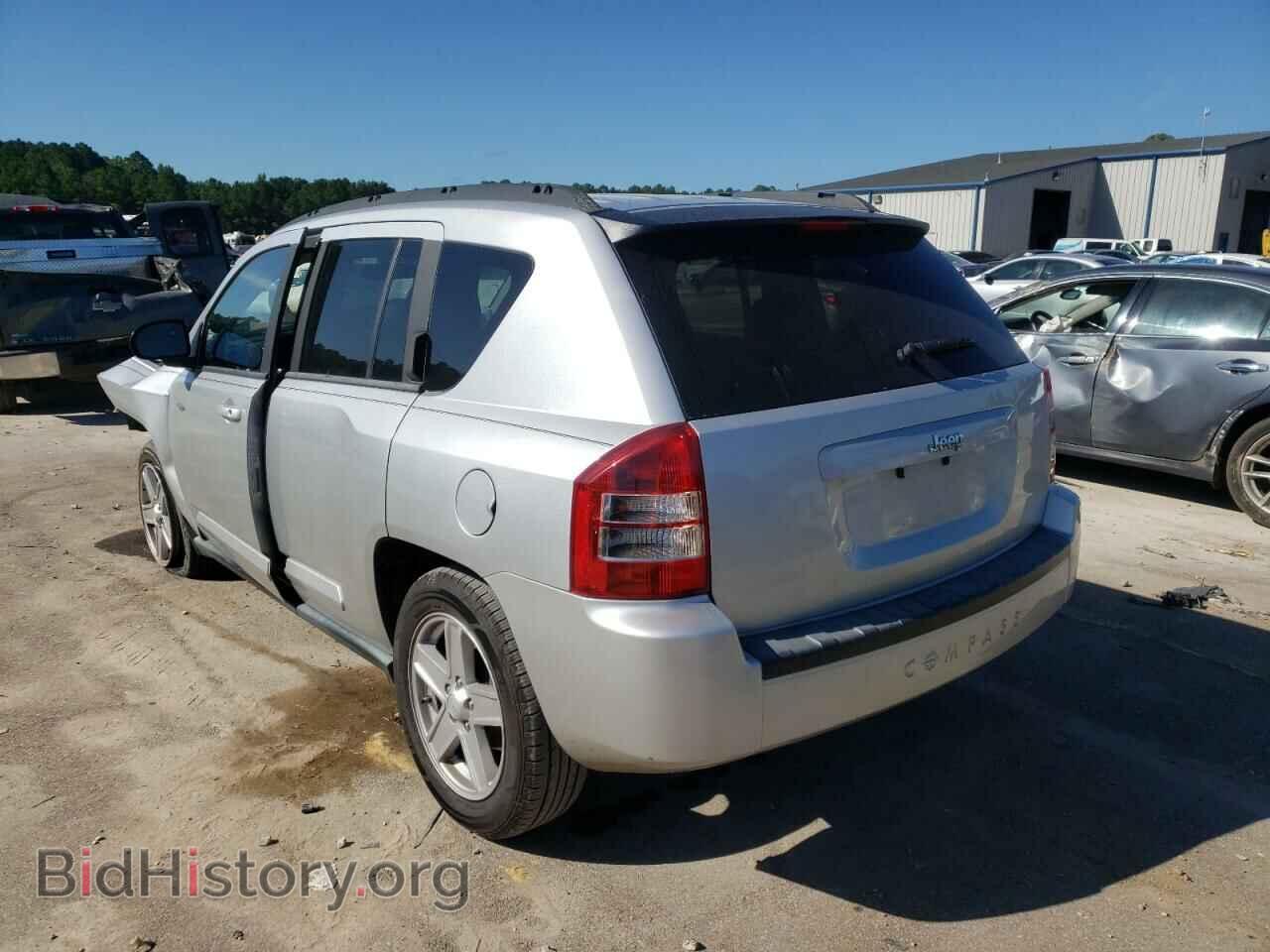 2010 JEEP COMPASS - VIN: 1J4NT1FB9AD643446 - Photo 3