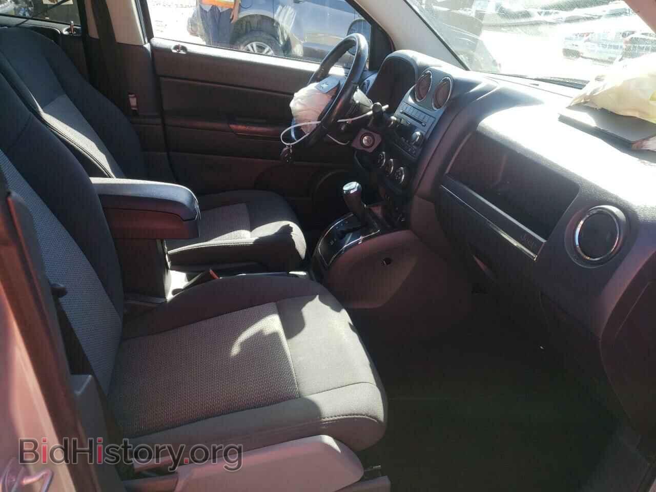 2010 JEEP COMPASS - VIN: 1J4NT1FB9AD643446 - Photo 5