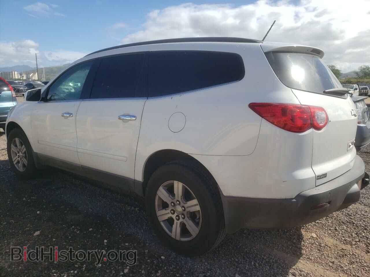 2010 CHEVROLET TRAVERSE - VIN: 1GNLRFED7AS140190 - Фото 2