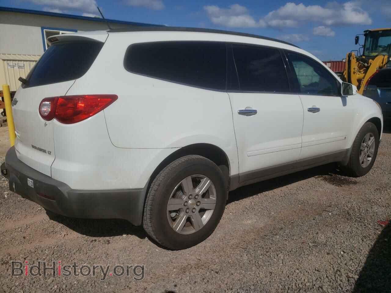 2010 CHEVROLET TRAVERSE - VIN: 1GNLRFED7AS140190 - Фото 3
