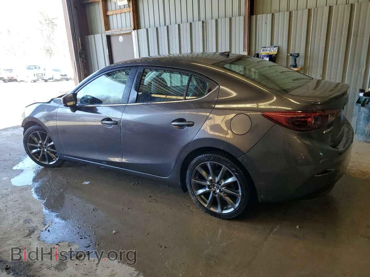 2018 MAZDA 3 - VIN: 3MZBN1W39JM211890 - Фото 2