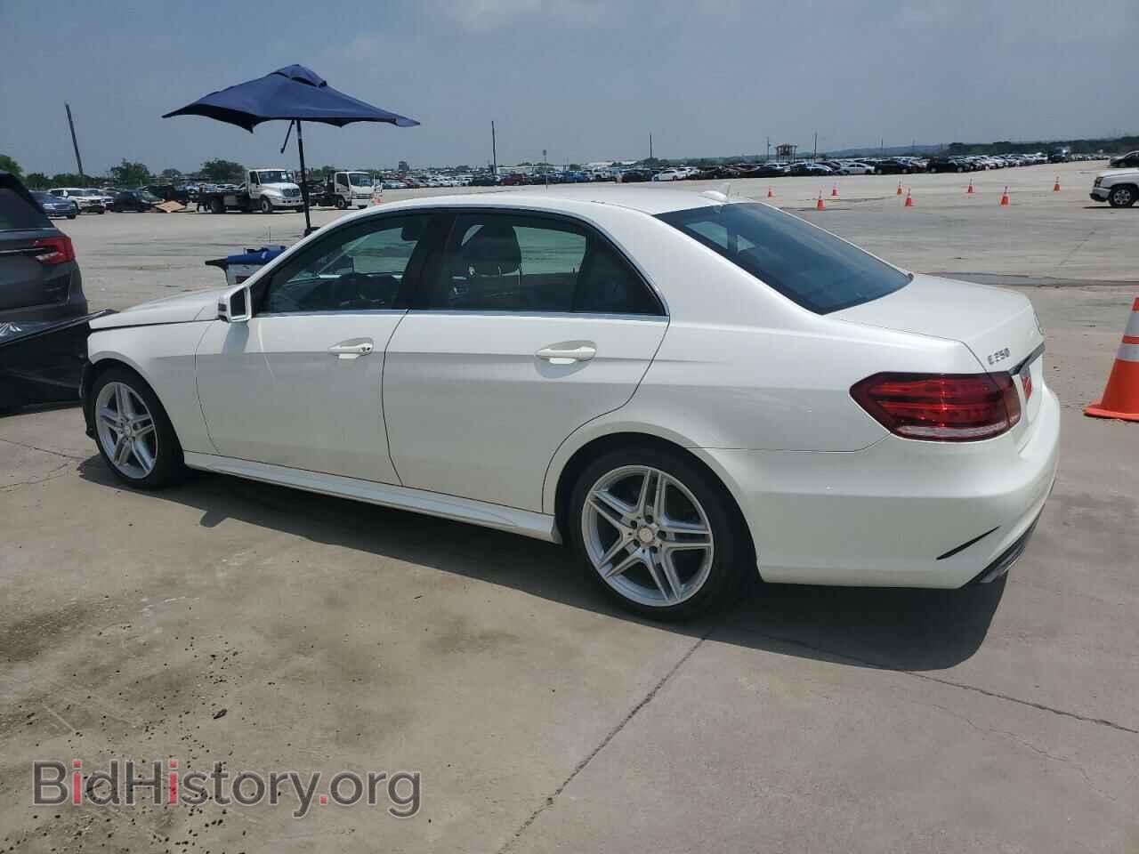 2014 MERCEDES-BENZ E-CLASS - VIN: WDDHF5KB8EA843402 - Фото 2