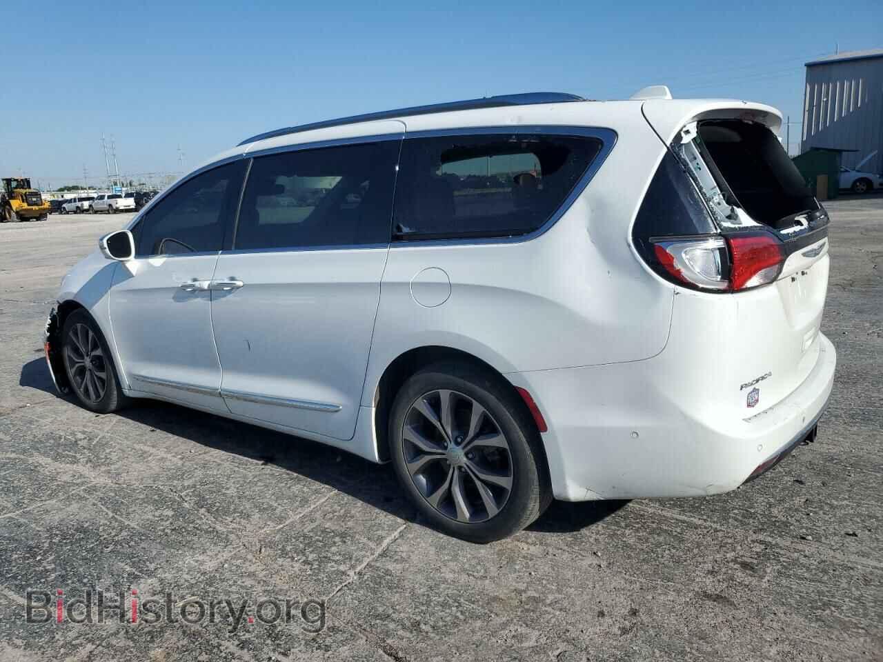 2018 CHRYSLER PACIFICA - VIN: 2C4RC1GG1JR112773 - Фото 2