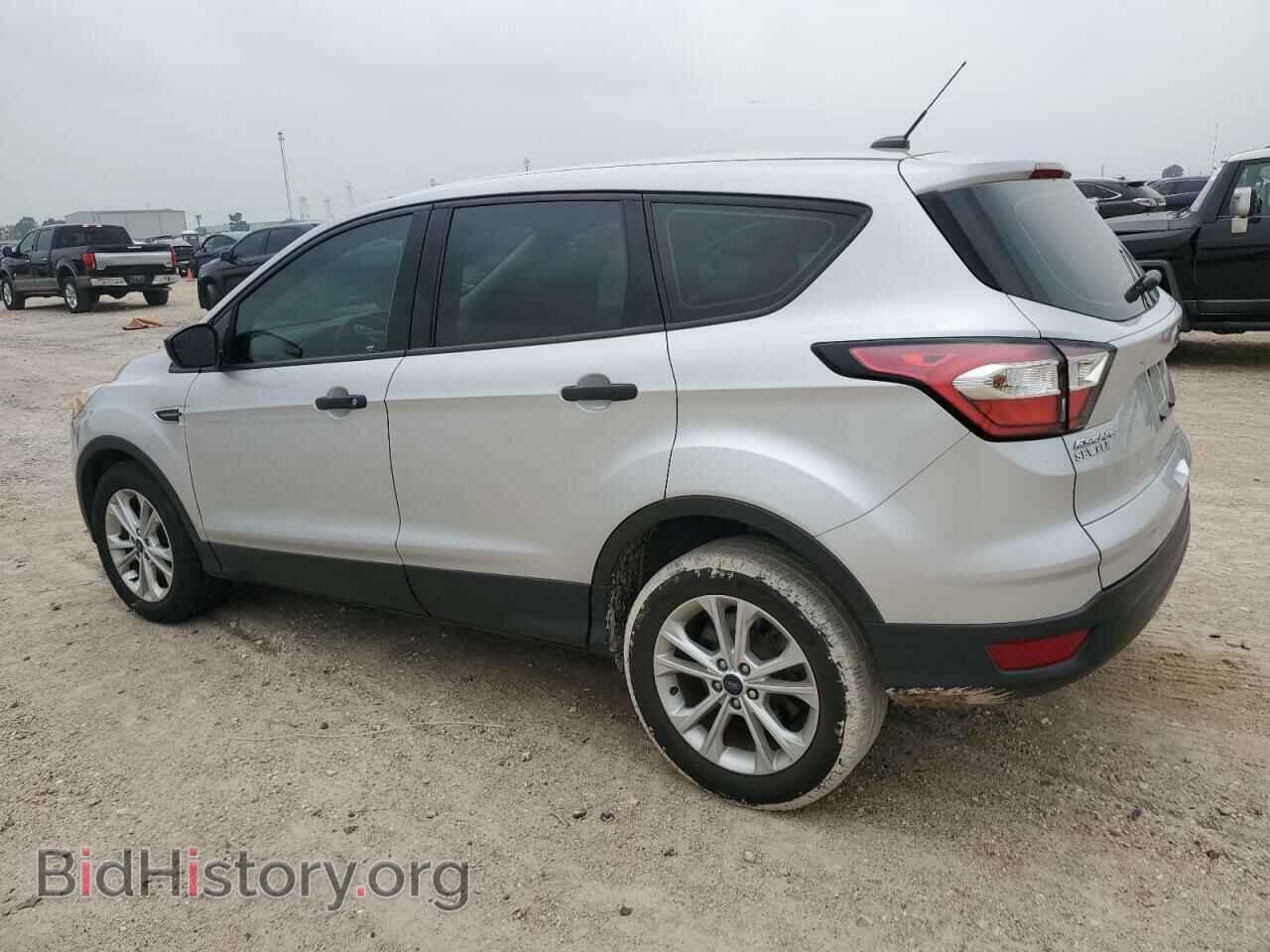 2017 FORD ESCAPE - VIN: 1FMCU0F76HUD19585 - Фото 2