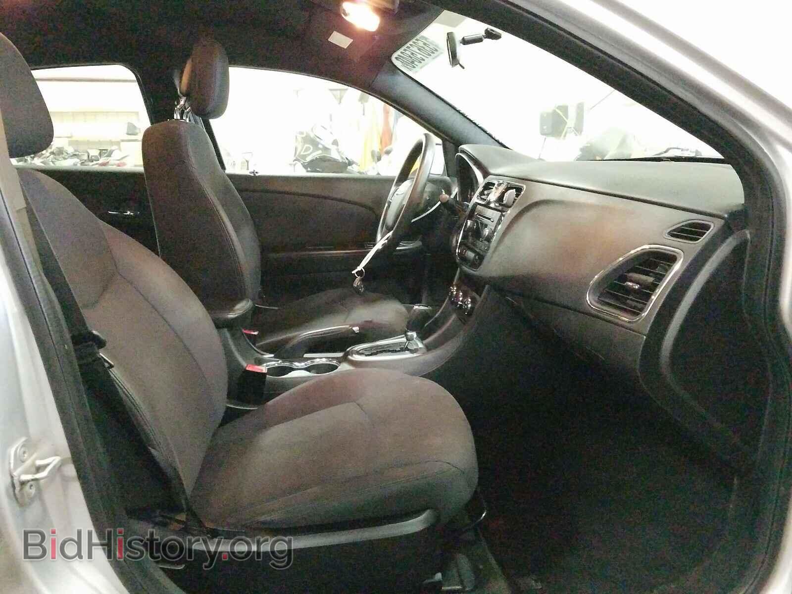 2012 CHRYSLER 200 - VIN: 1C3CCBAB3CN246598 - Фото 5