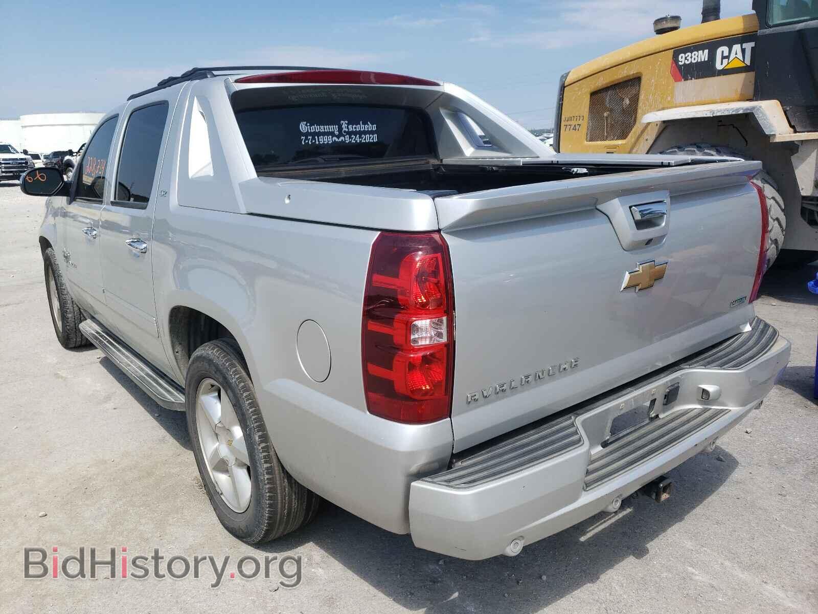 2011 CHEVROLET AVALANCHE - VIN: 3GNMCGE02BG265728 - Фото 3