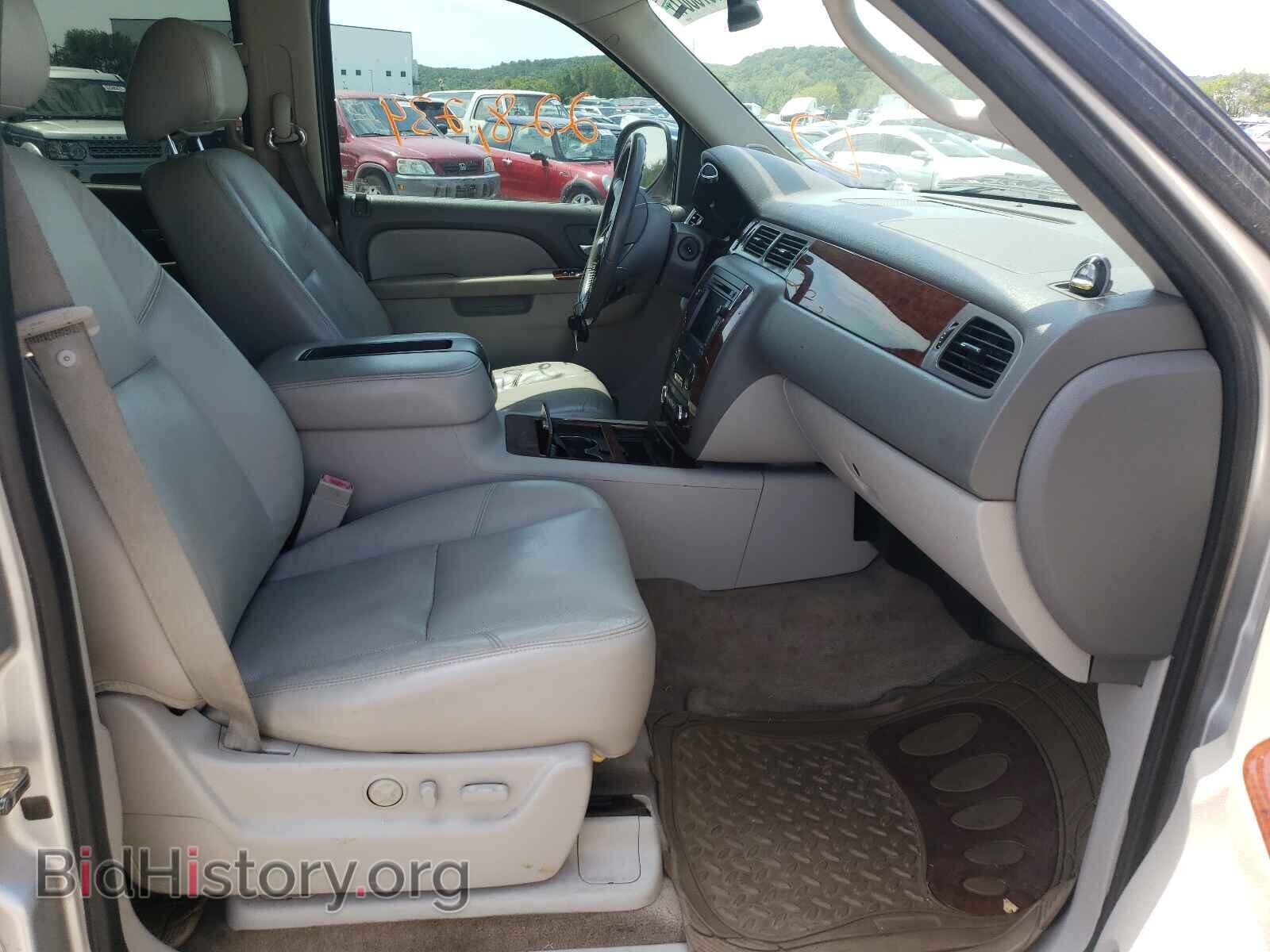 2011 CHEVROLET AVALANCHE - VIN: 3GNMCGE02BG265728 - Фото 5