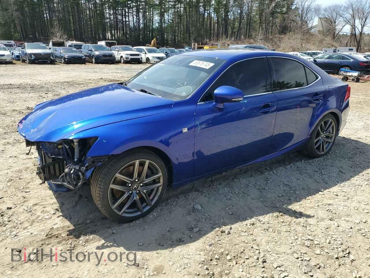 Photo JTHC81D23J5031155 - LEXUS IS 2018
