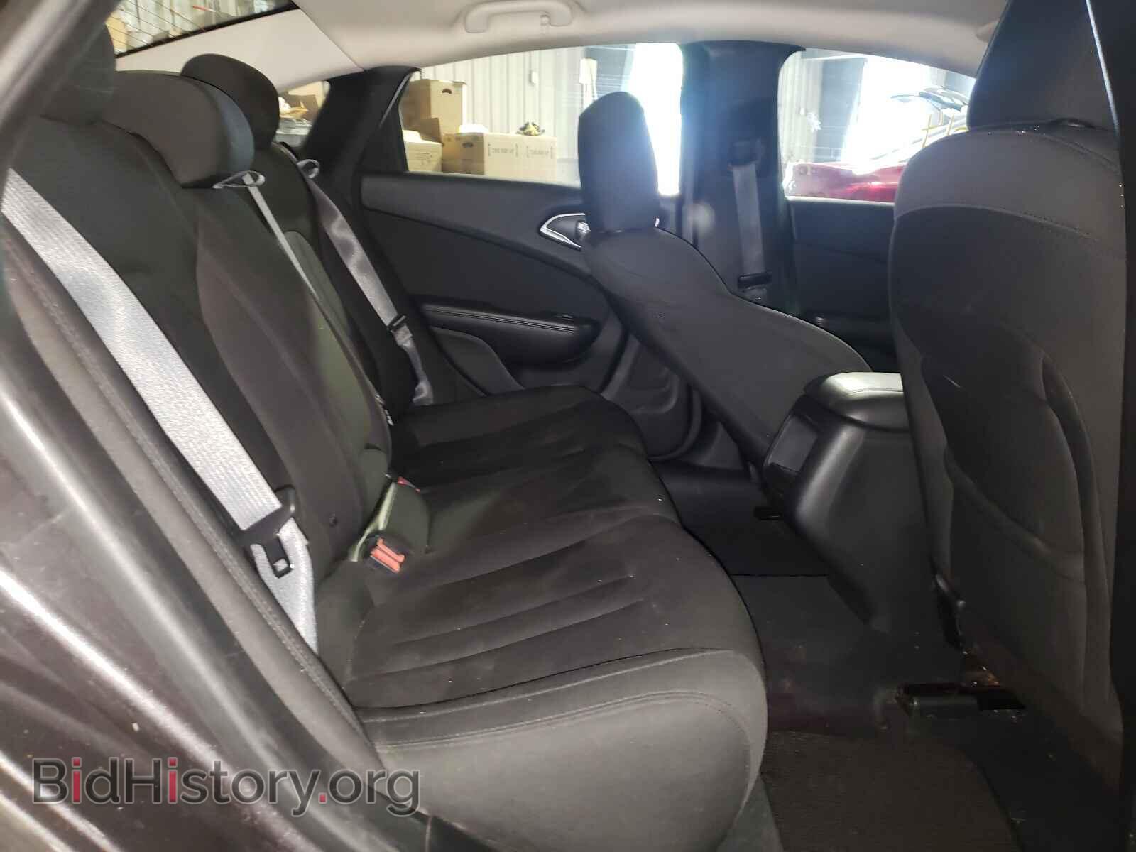 2015 CHRYSLER 200 - VIN: 1C3CCCAB1FN691562 - Фото 6