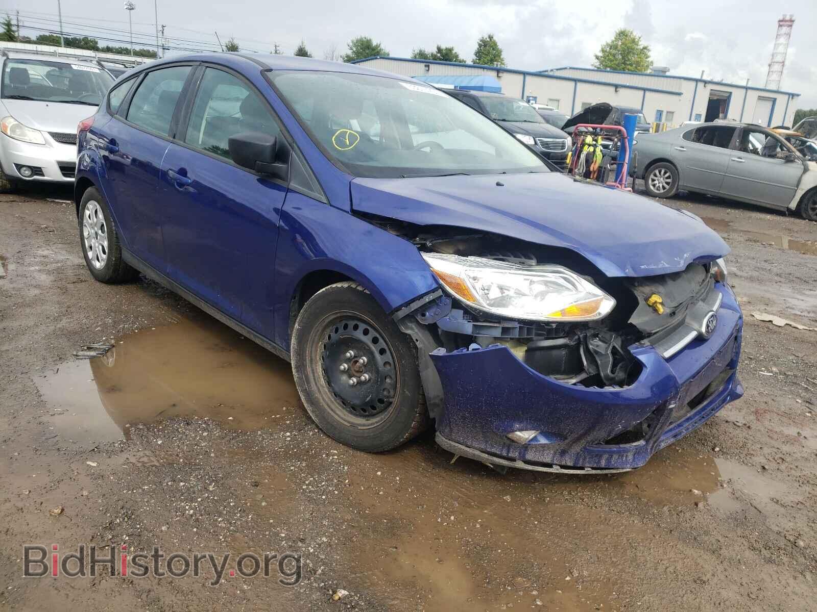 Photo 1FAHP3K29CL353070 - FORD FOCUS 2012