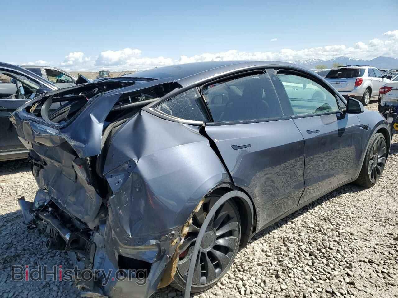 2022 TESLA MODEL Y - VIN: 7SAYGDEF1NF466938 - Фото 3