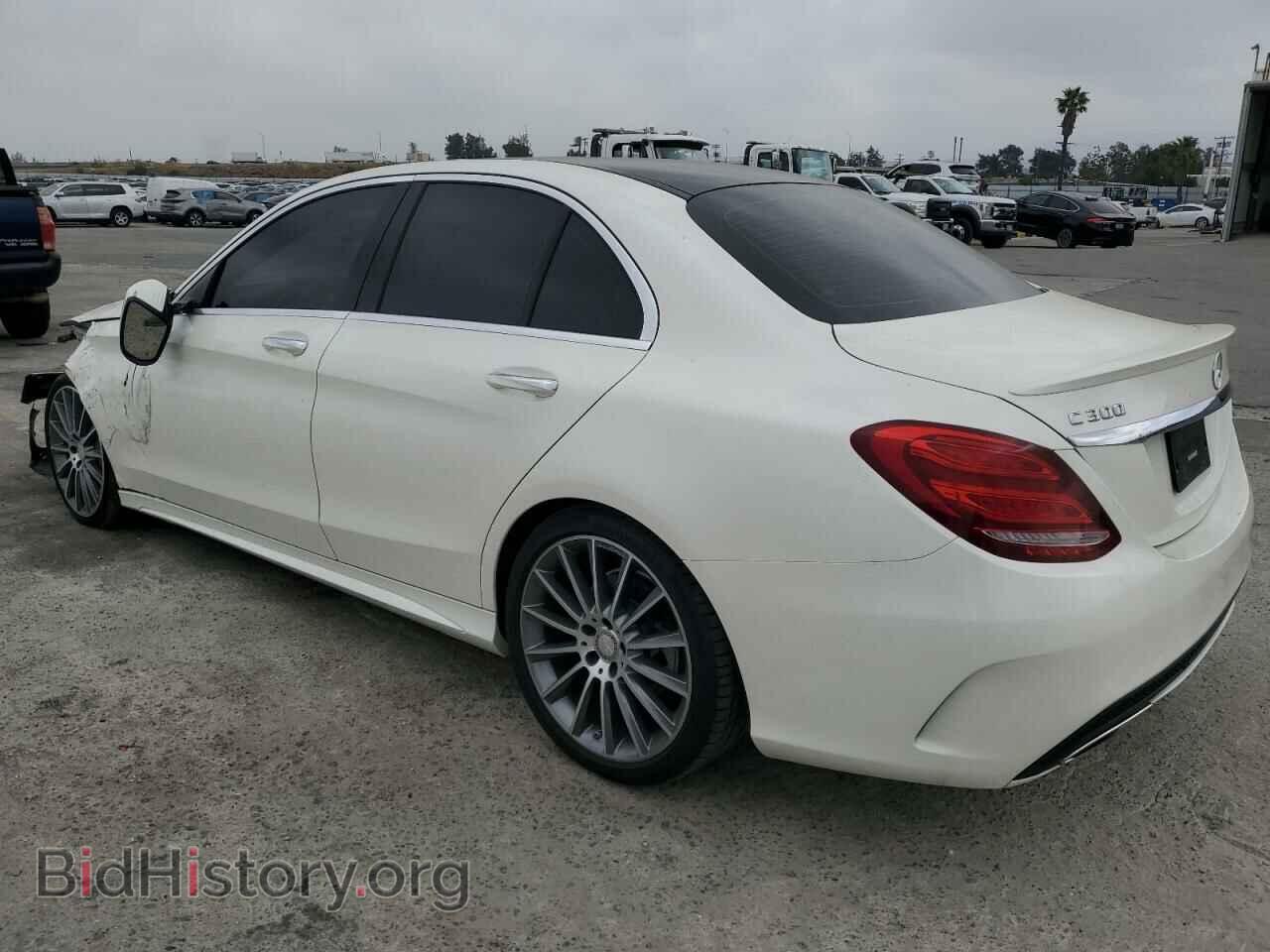 2016 MERCEDES-BENZ C-CLASS - VIN: 55SWF4JB6GU122873 - Фото 2