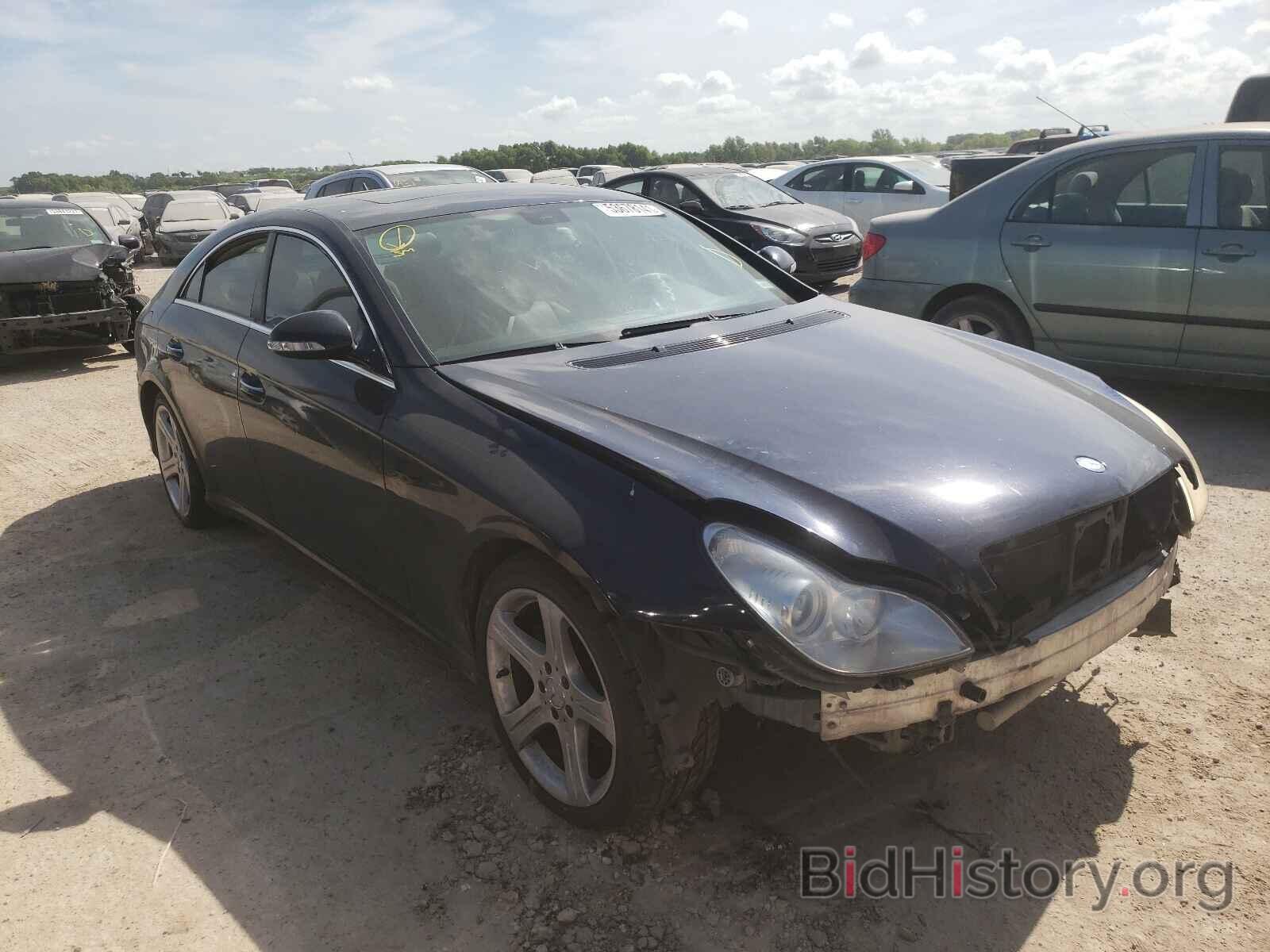 Photo WDDDJ72X47A096128 - MERCEDES-BENZ CLS-CLASS 2007