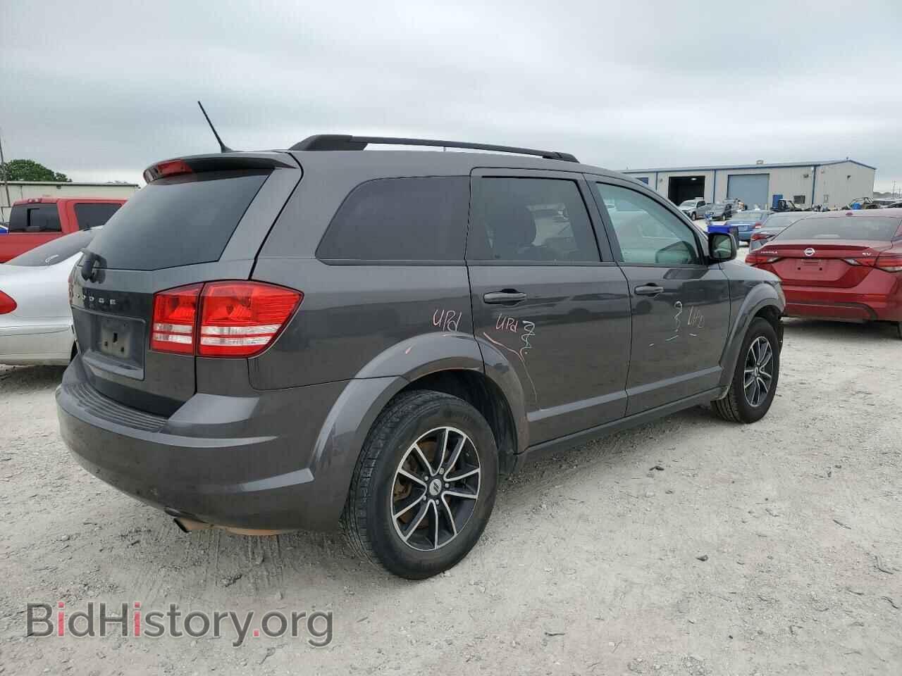 2018 DODGE JOURNEY - VIN: 3C4PDCAB2JT352652 - Фото 3