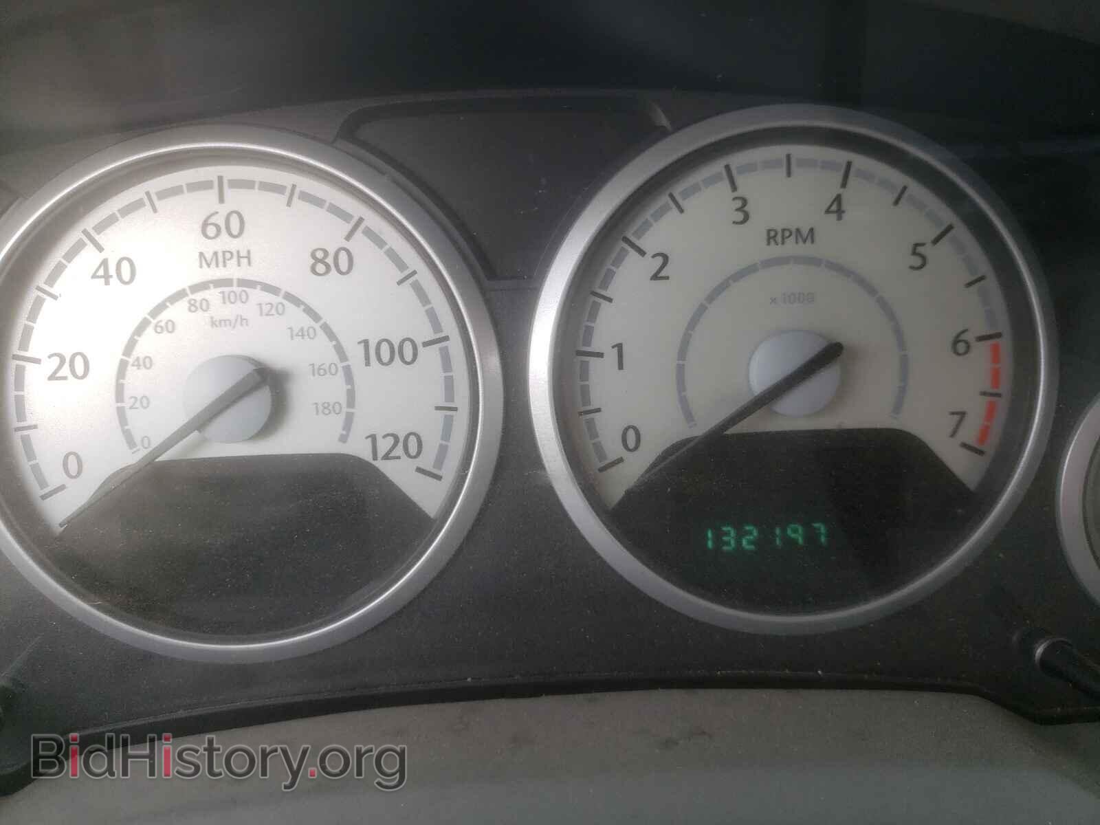 2008 CHRYSLER MINIVAN - VIN: 2A8HR54P88R691740 - Фото 8