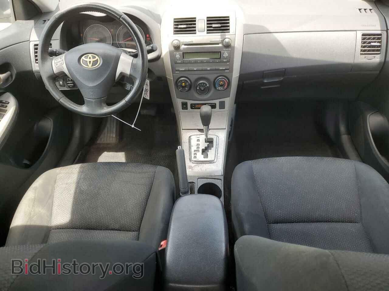 2010 TOYOTA COROLLA - VIN: 2T1BU4EE8AC451290 - Фото 8