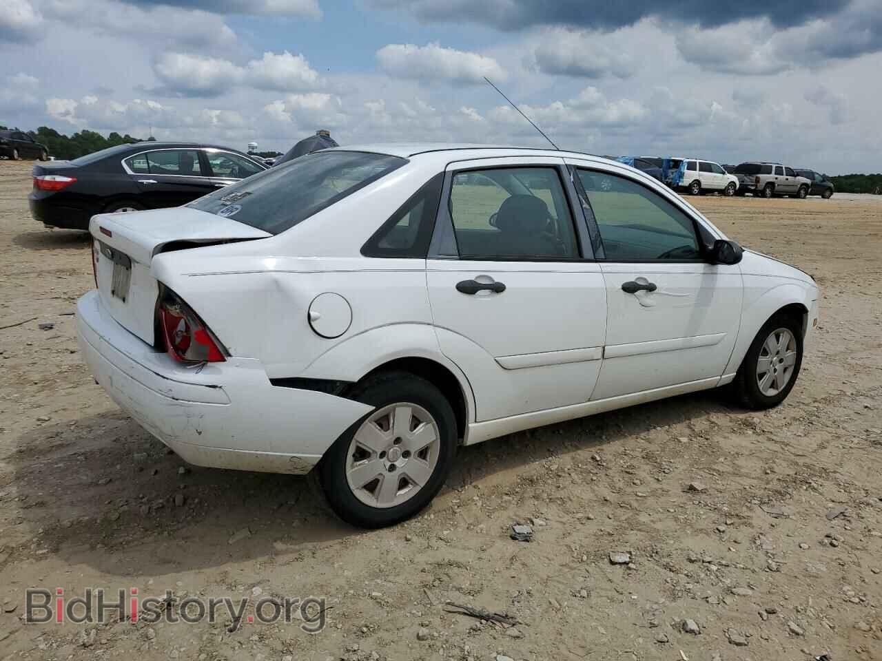 2007 FORD FOCUS - VIN: 1FAFP34N97W182971 - Фото 3