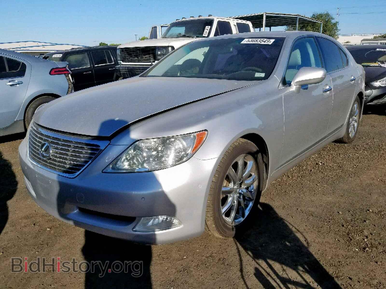 2008 LEXUS LS460 - VIN: JTHBL46F185077704 - Фото 2