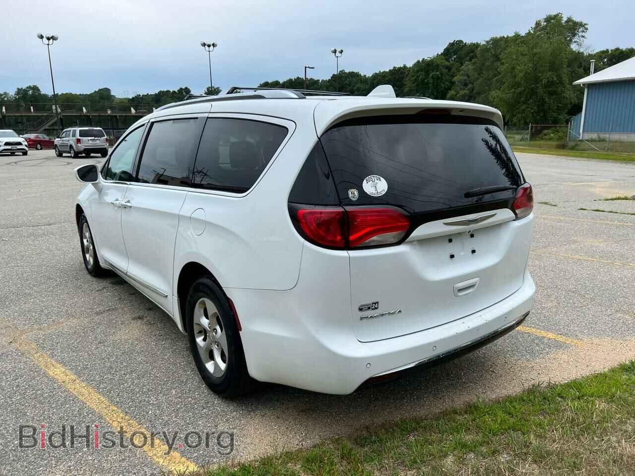 2017 CHRYSLER PACIFICA - VIN: 2C4RC1EG8HHR63342 - Photo 3