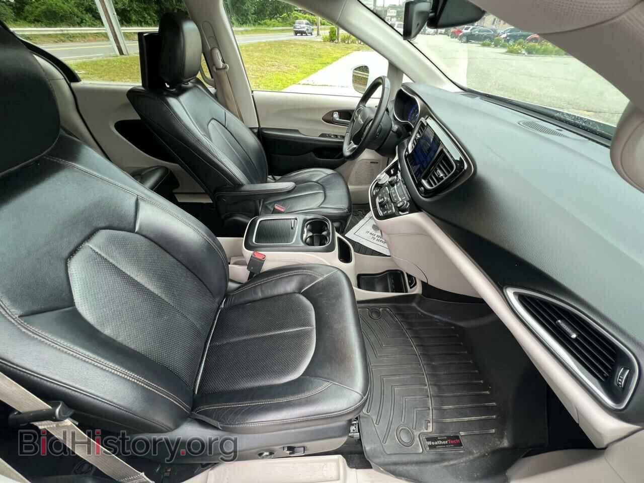 2017 CHRYSLER PACIFICA - VIN: 2C4RC1EG8HHR63342 - Photo 5