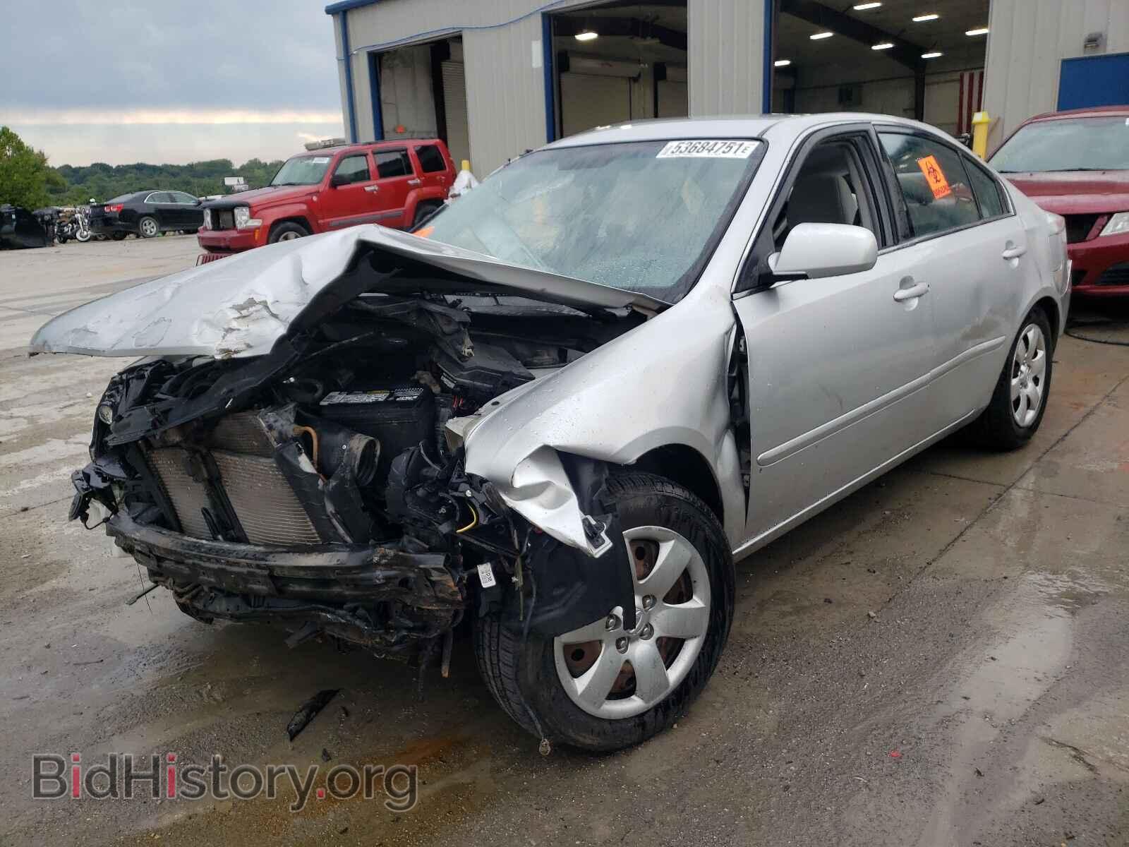 2008 KIA OPTIMA - VIN: KNAGE123585211316 - Фото 2