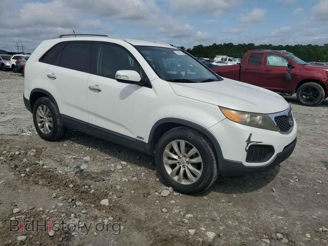 2011 KIA SORENTO - VIN: 5XYKTDA28BG074108 - Фото 4