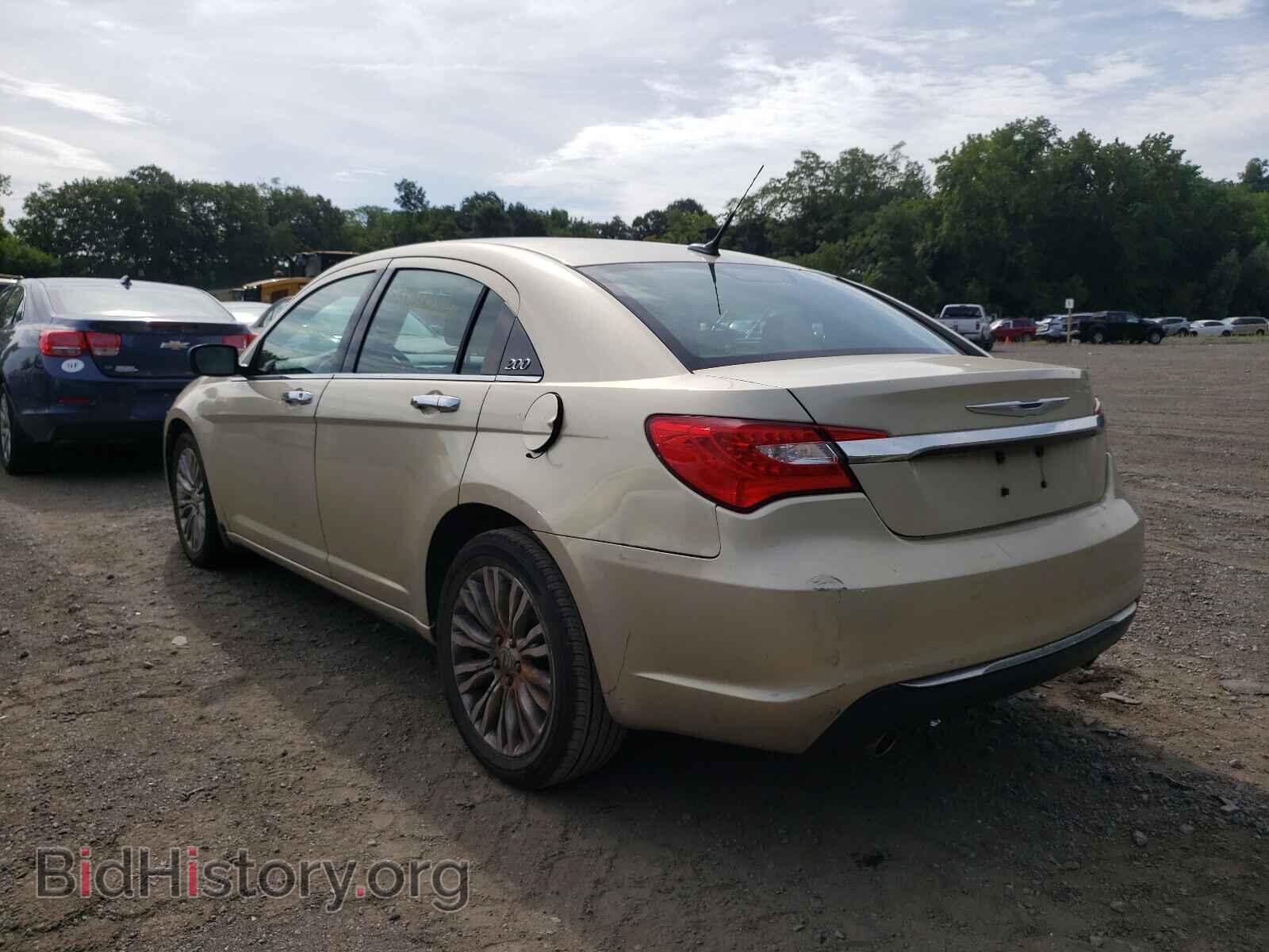 2011 CHRYSLER 200 - VIN: 1C3BC2FG1BN520038 - Фото 3