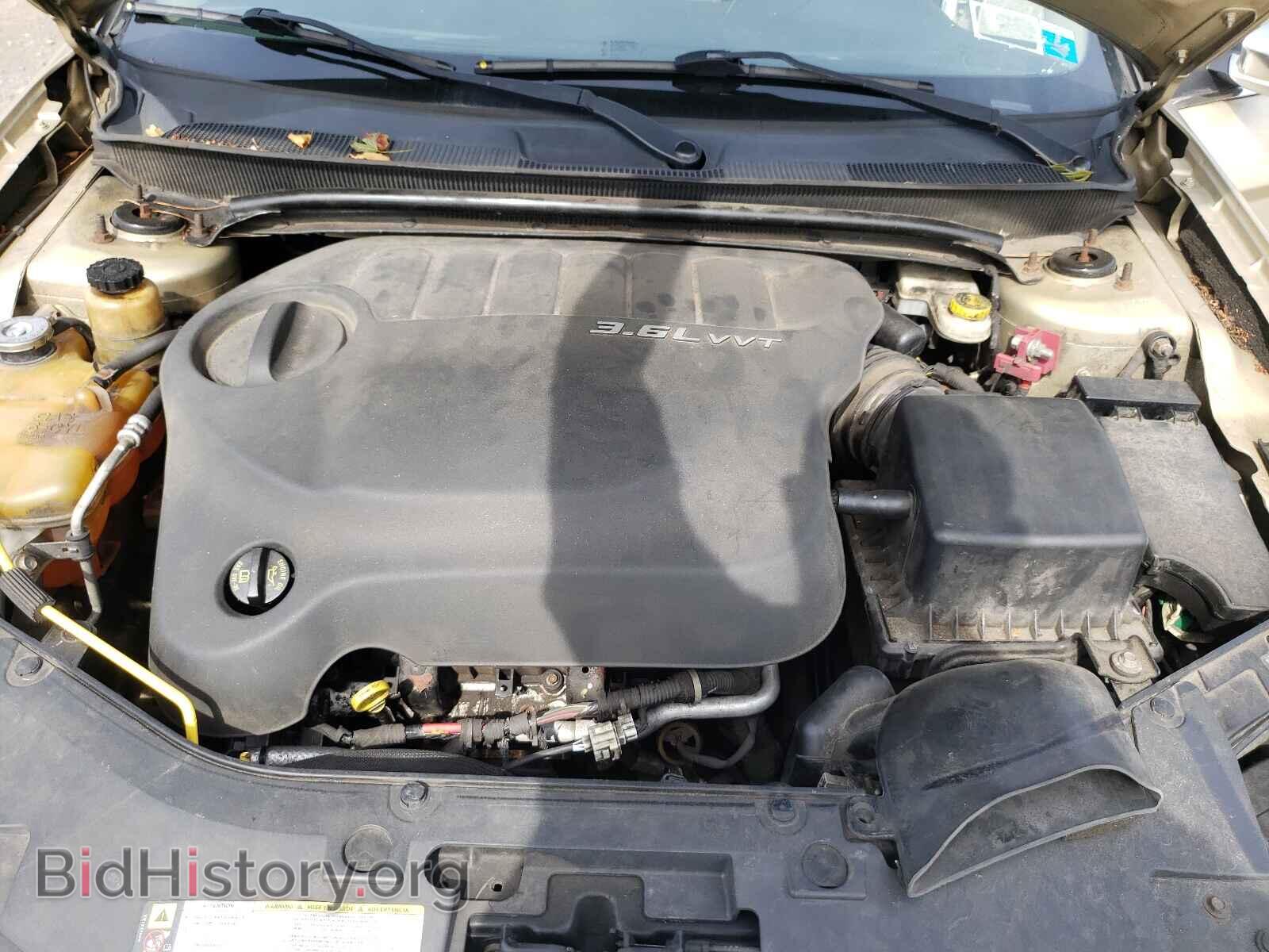 2011 CHRYSLER 200 - VIN: 1C3BC2FG1BN520038 - Фото 7
