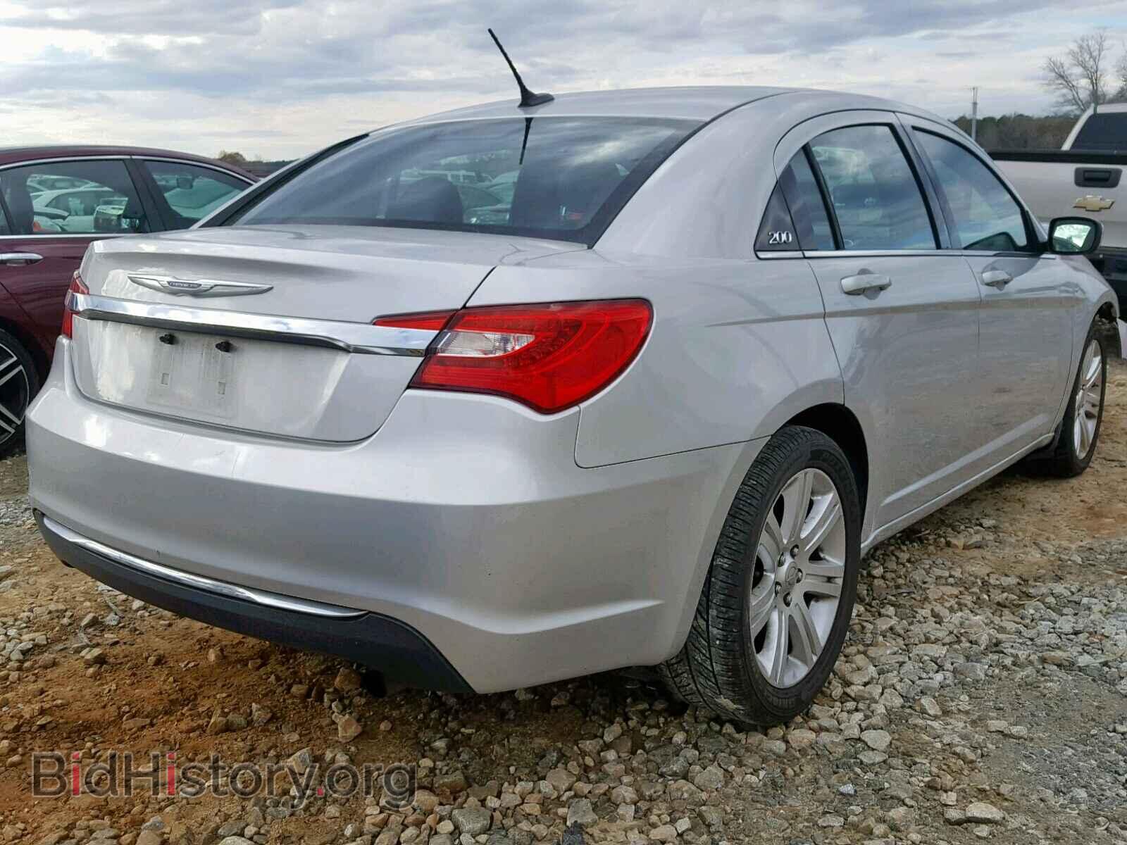 2012 CHRYSLER 200 - VIN: 1C3CCBAB5CN318563 - Фото 4