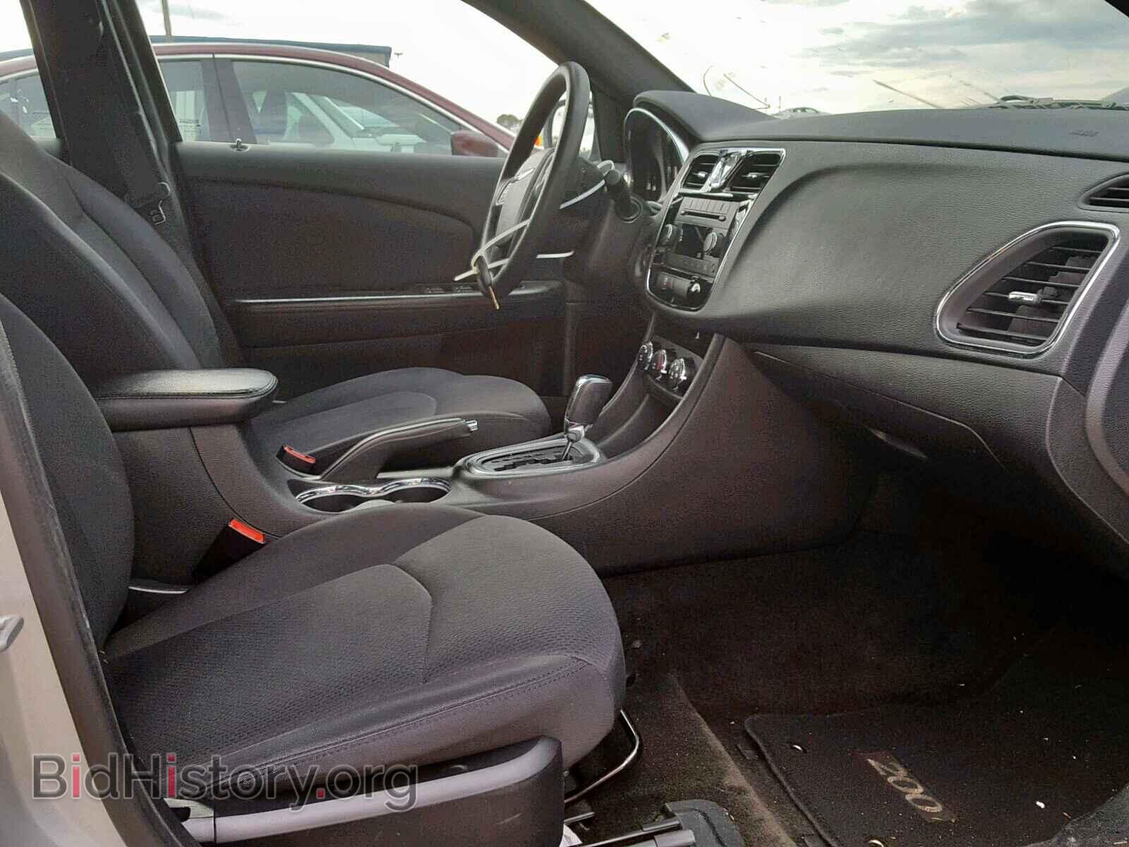 2012 CHRYSLER 200 - VIN: 1C3CCBAB5CN318563 - Фото 5