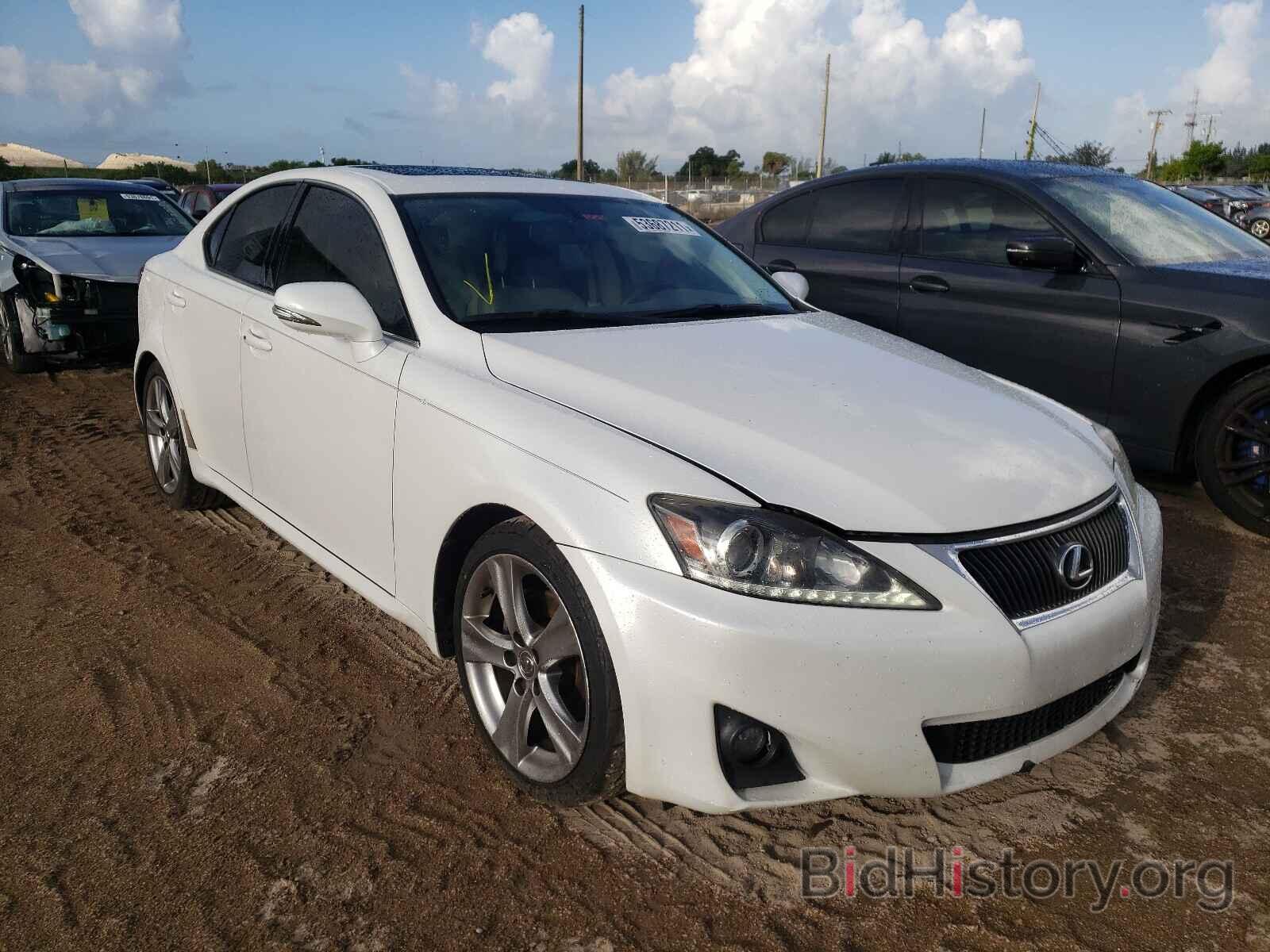 Photo JTHBF5C2XD5190494 - LEXUS IS 2013