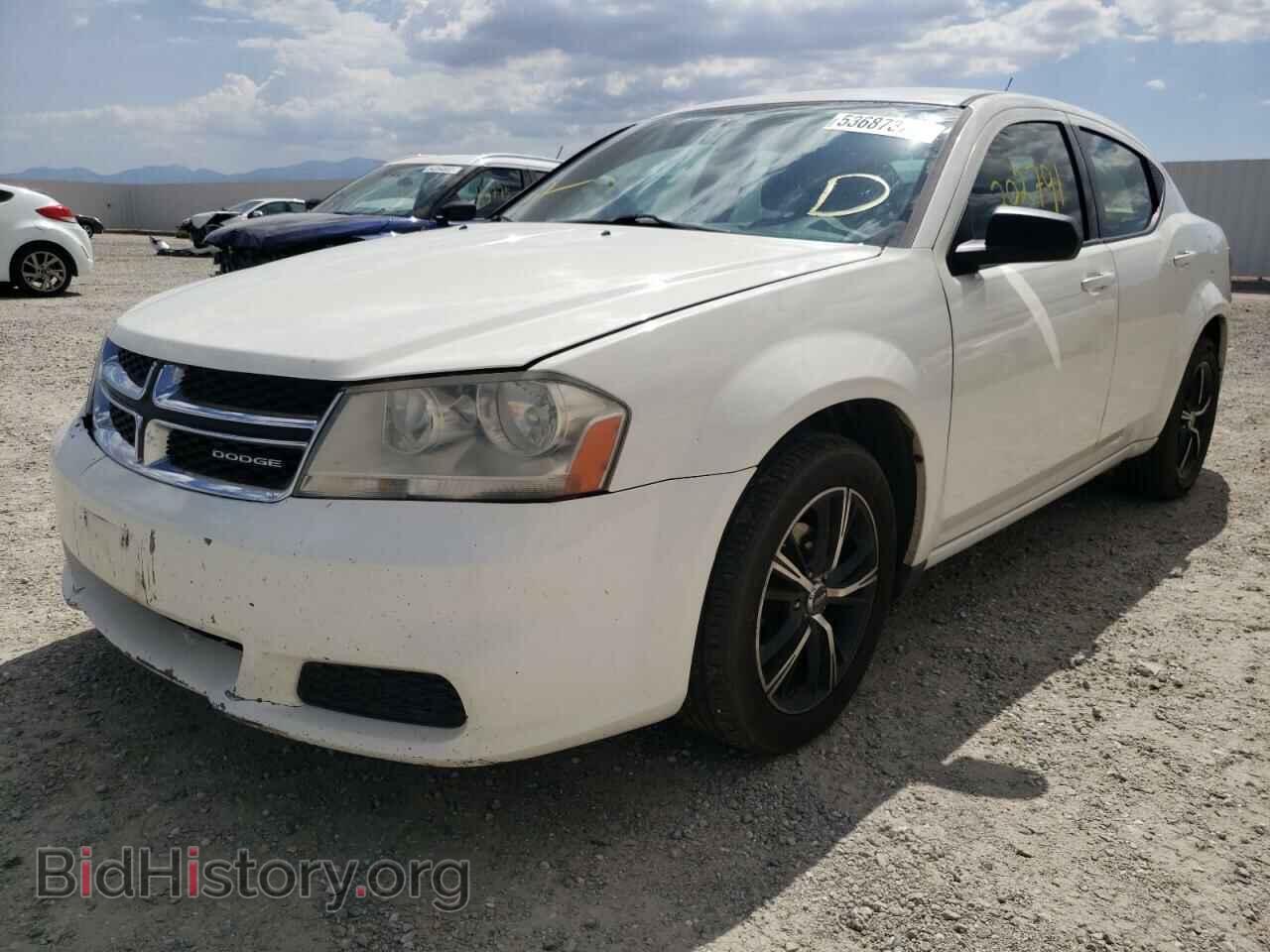 2011 DODGE AVENGER - VIN: 1B3BD4FB0BN523572 - Фото 2