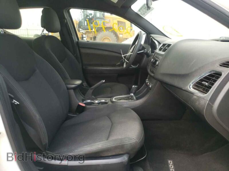 2011 Dodge AVENGER (VIN 1B3BD4FB0BN523572) — photo 5 of 10