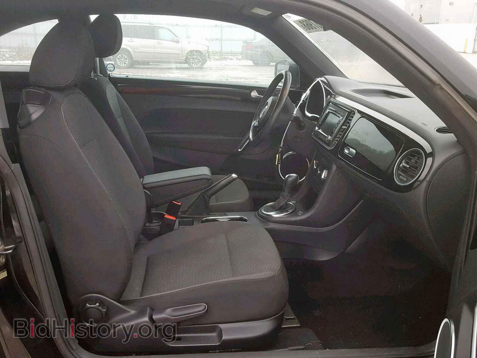 2012 VOLKSWAGEN BEETLE - VIN: 3VWJP7AT5CM636980 - Фото 5