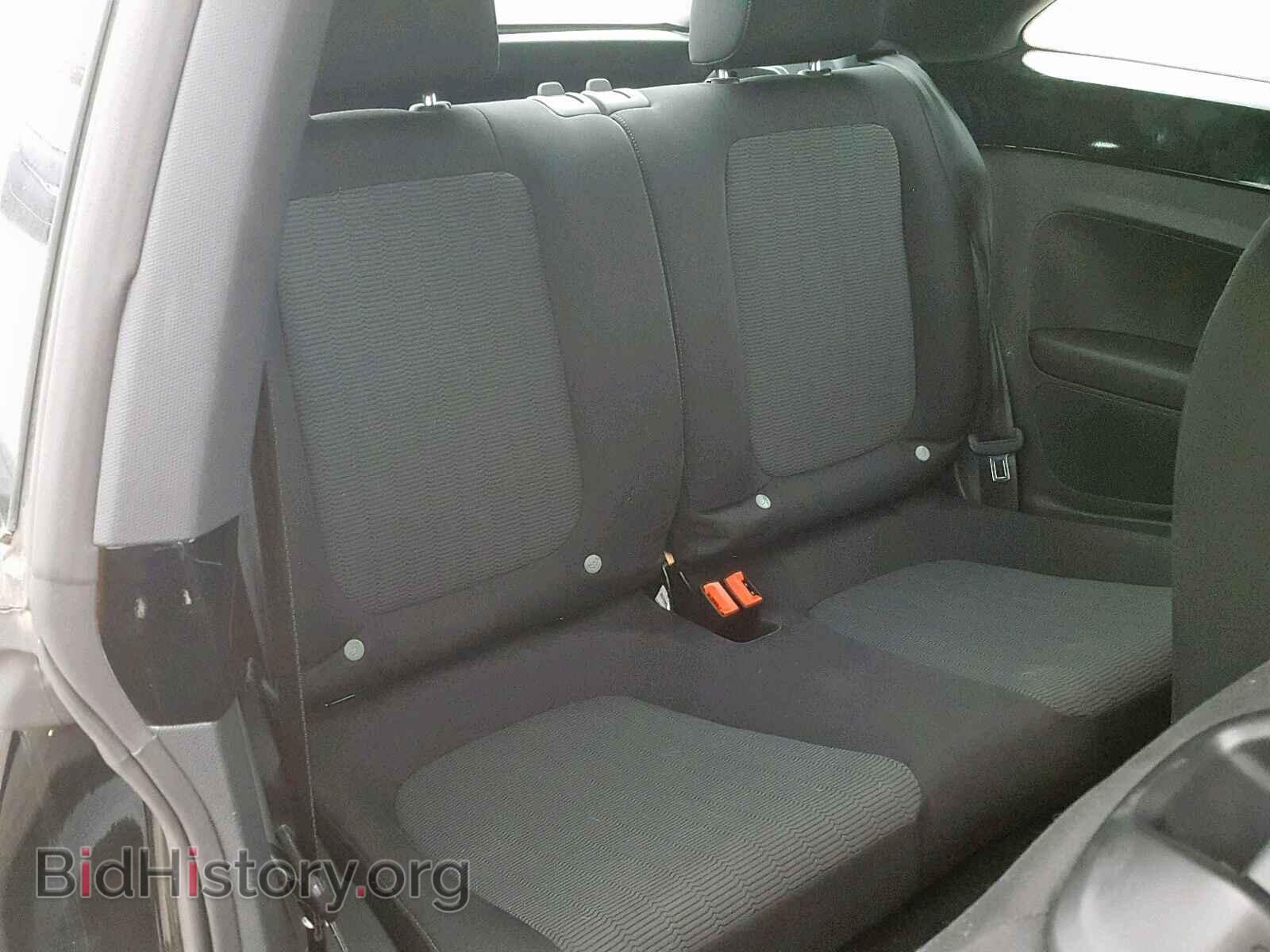 2012 VOLKSWAGEN BEETLE - VIN: 3VWJP7AT5CM636980 - Фото 6