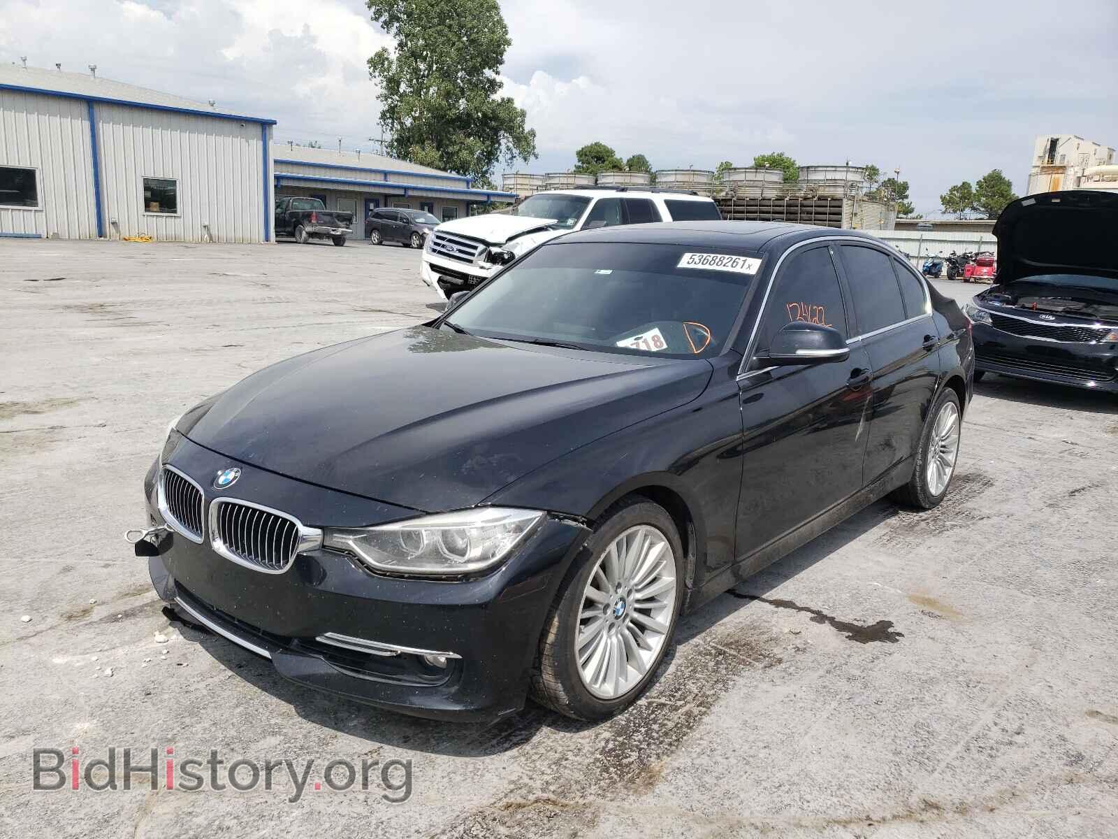 2013 BMW 3 SERIES - VIN: WBA3B9C57DF585467 - Фото 2