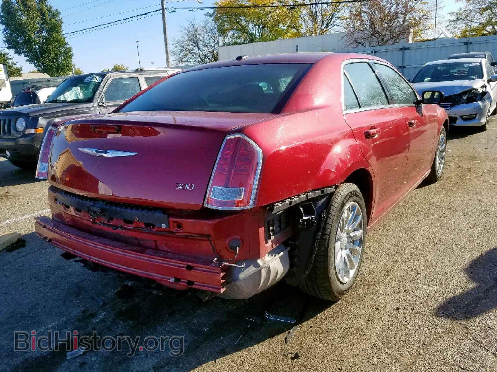2014 CHRYSLER 300 - VIN: 2C3CCAAG8EH309566 - Фото 4