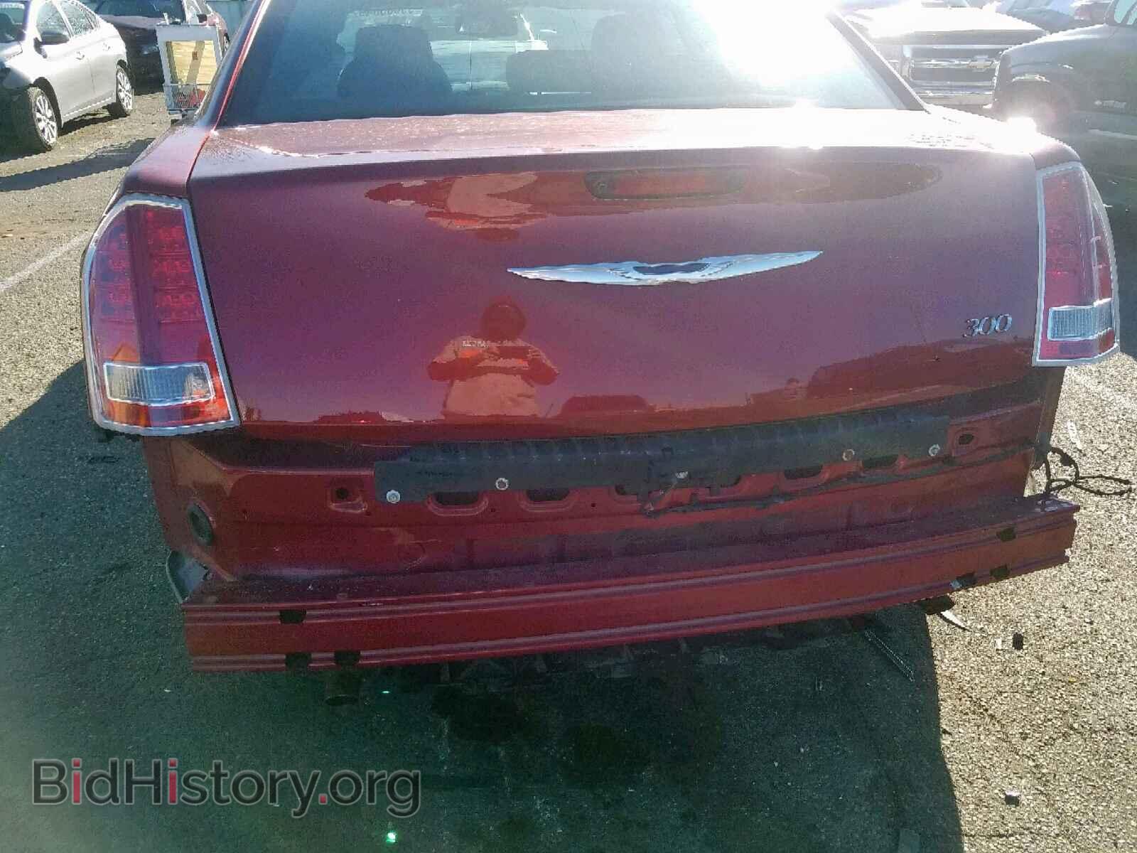 2014 CHRYSLER 300 - VIN: 2C3CCAAG8EH309566 - Фото 9