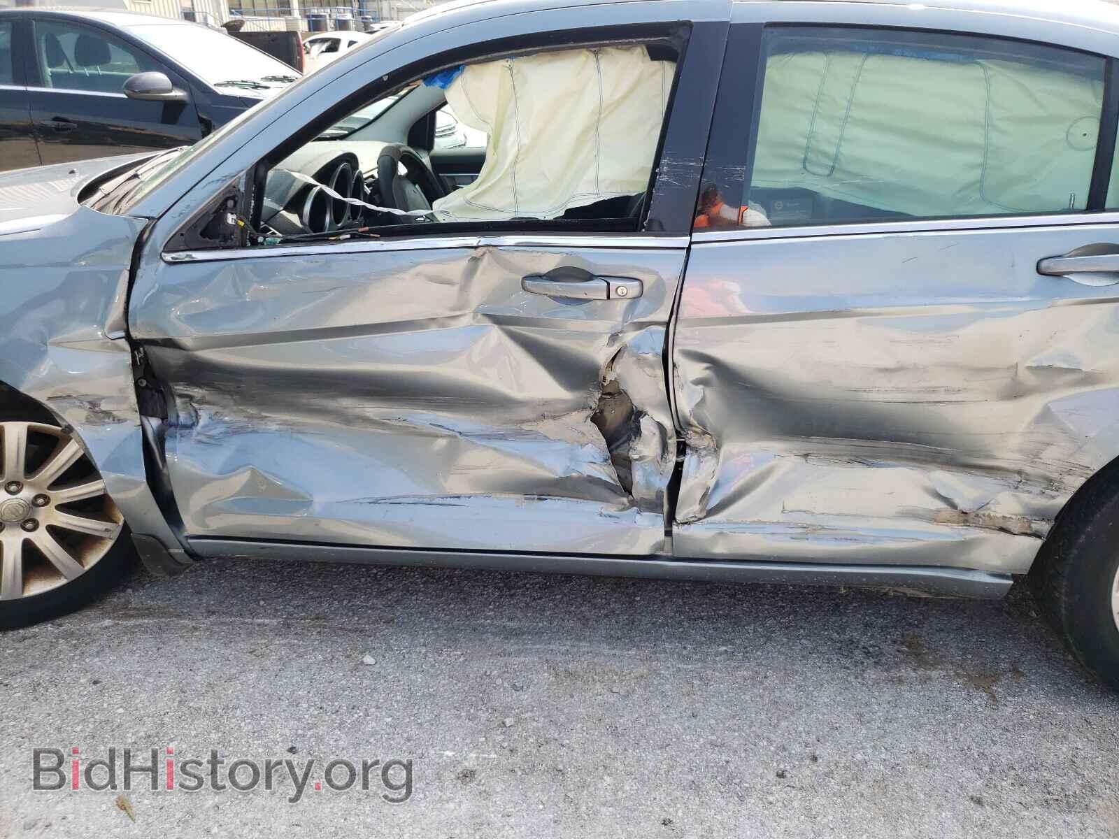 2010 CHRYSLER SEBRING - VIN: 1C3CC5FB4AN152611 - Фото 9