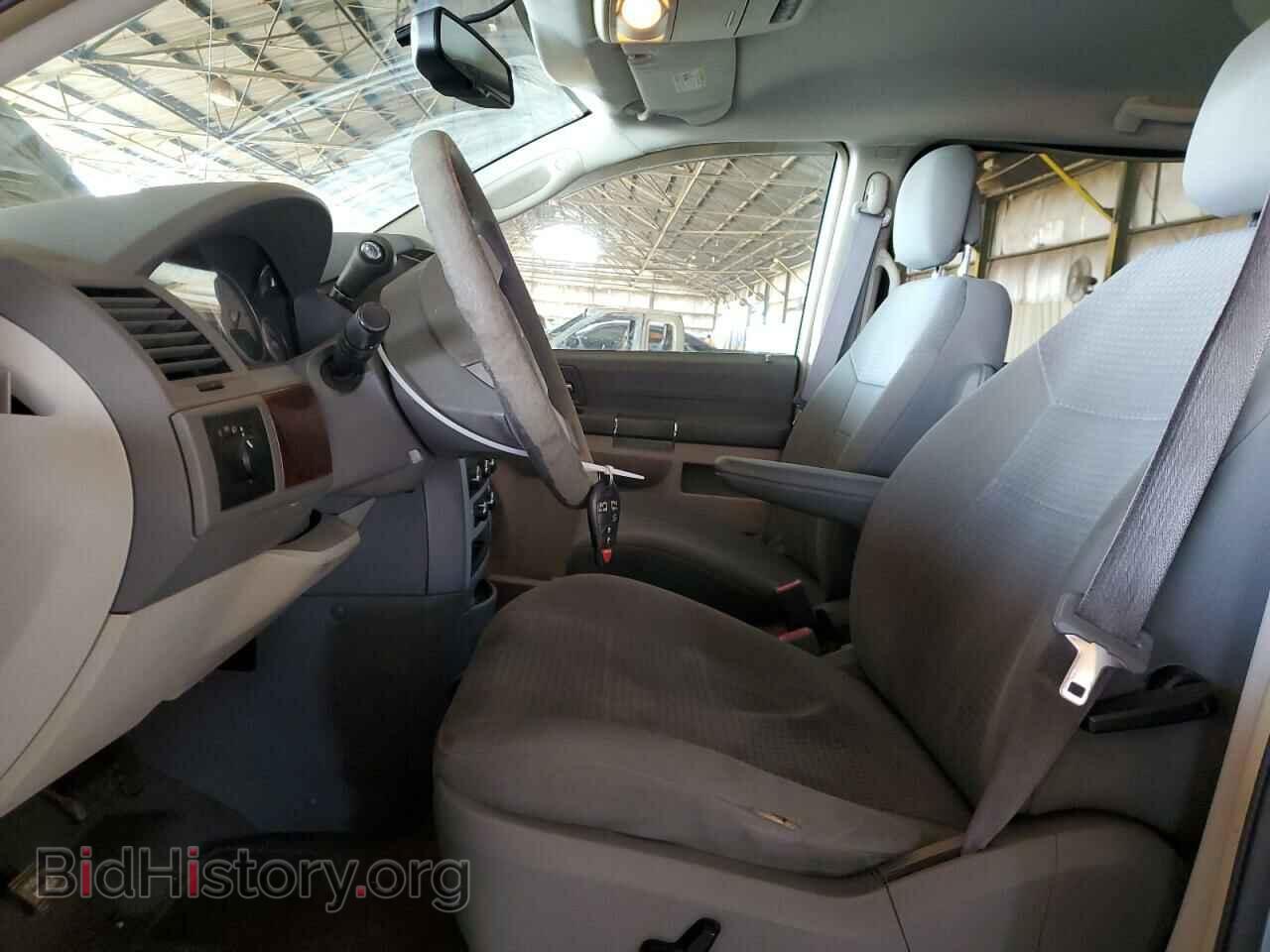 2010 CHRYSLER MINIVAN - VIN: 2A4RR2D16AR334465 - Фото 7