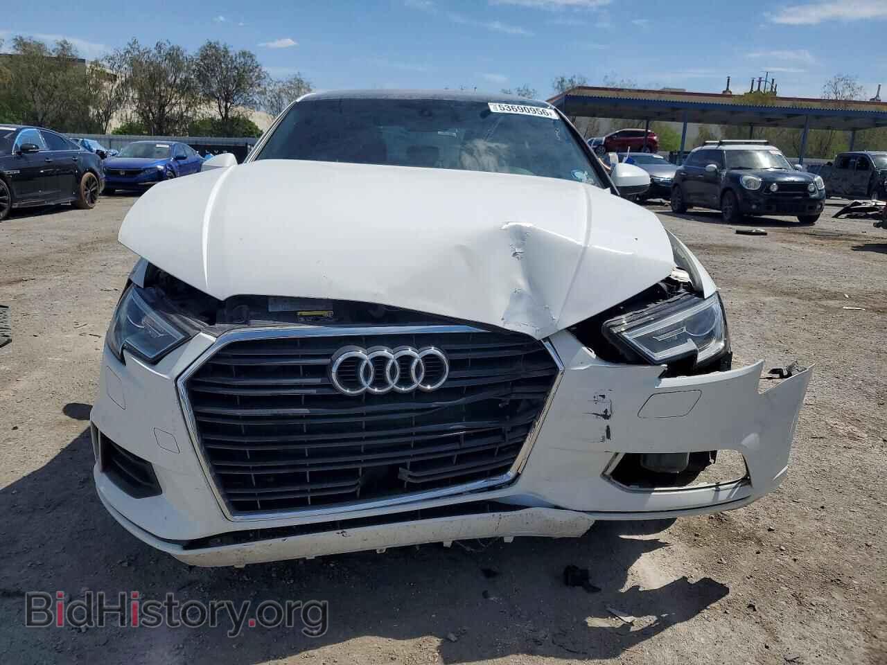 2017 AUDI A3 - VIN: WAUAUGFFXH1035645 - Фото 5