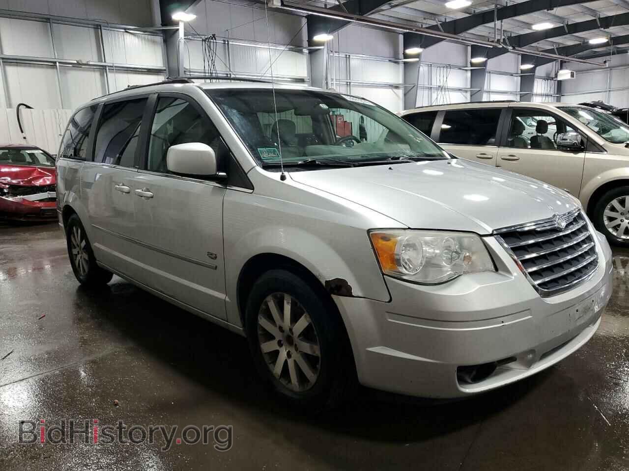 2009 CHRYSLER MINIVAN - VIN: 2A8HR54119R648094 - Фото 4