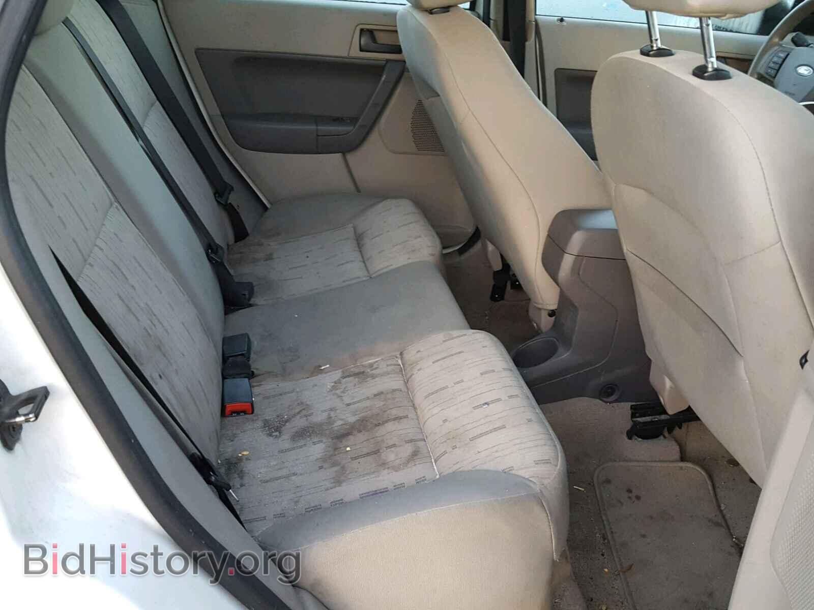 2011 FORD FOCUS - VIN: 1FAHP3FN8BW169580 - Photo 6