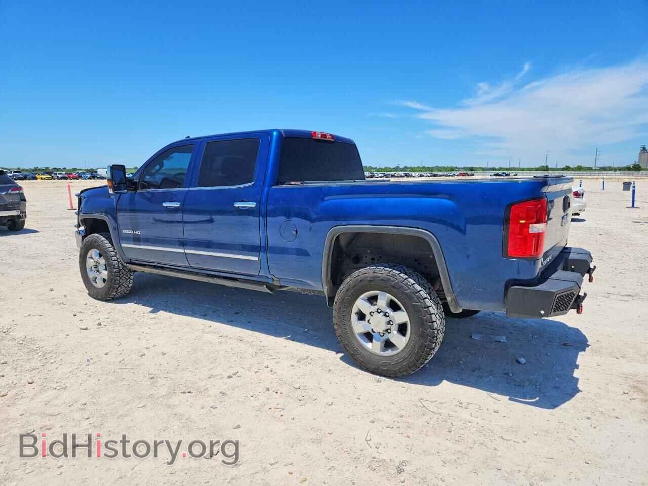 2018 GMC SIERRA - VIN: 1GT12TEY3JF137768 - Фото 2