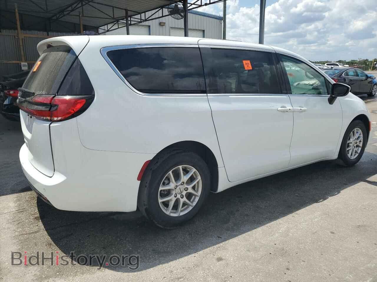 2023 CHRYSLER PACIFICA - VIN: 2C4RC1BG8PR610372 - Фото 3