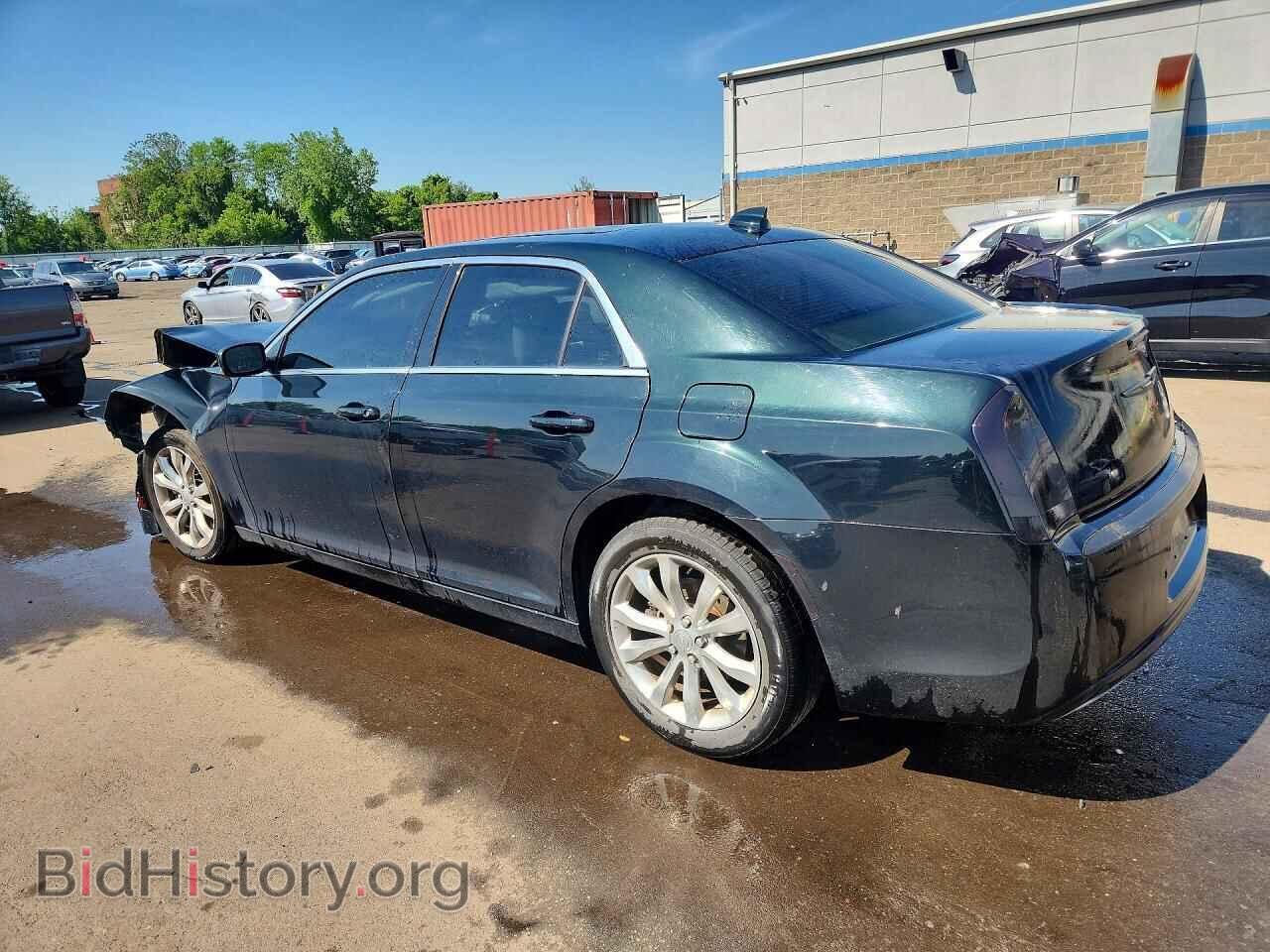 2016 CHRYSLER 300 - VIN: 2C3CCARG1GH321324 - Фото 2