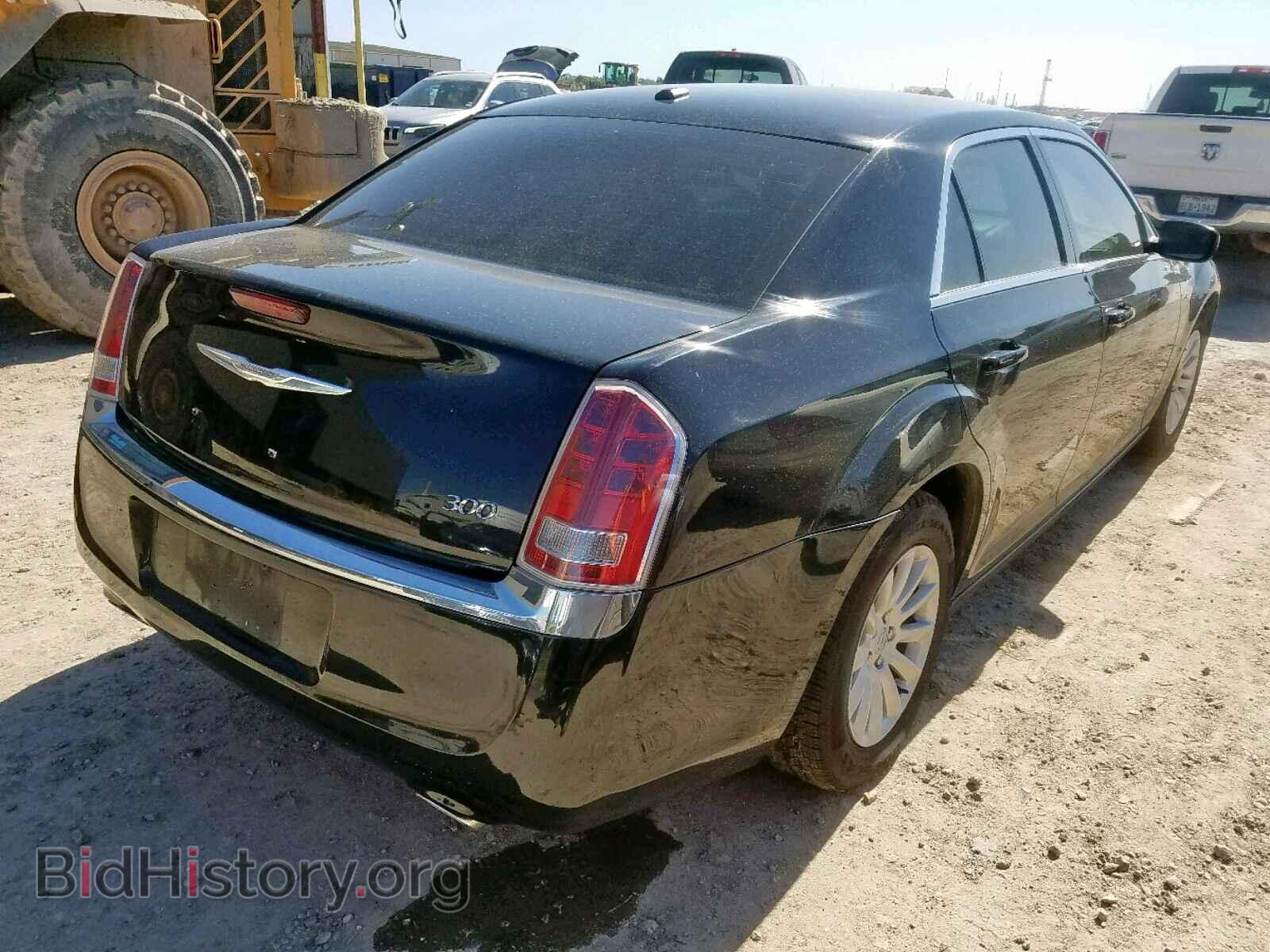 2013 CHRYSLER 300 - VIN: 2C3CCAAG8DH711649 - Photo 4